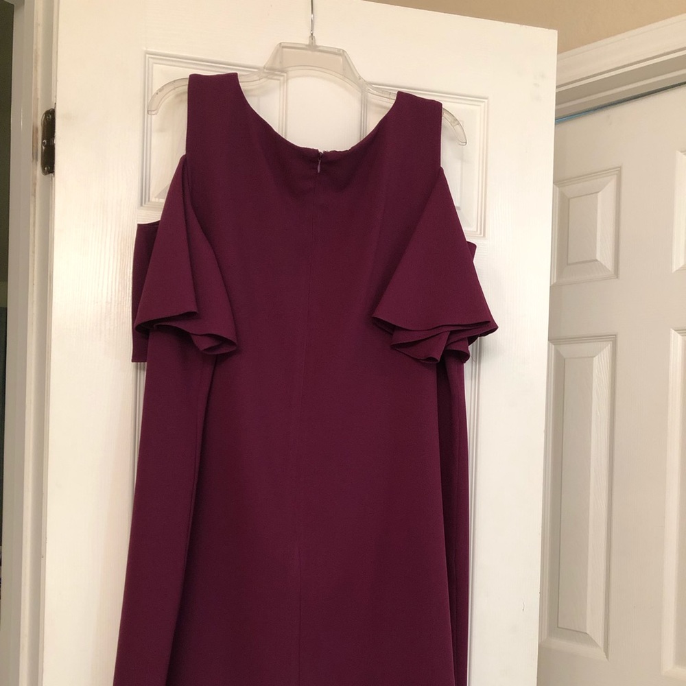 Leslie Fay Cocktail Dress, size 20W, plum color, cold shoulder w flutter sleeve